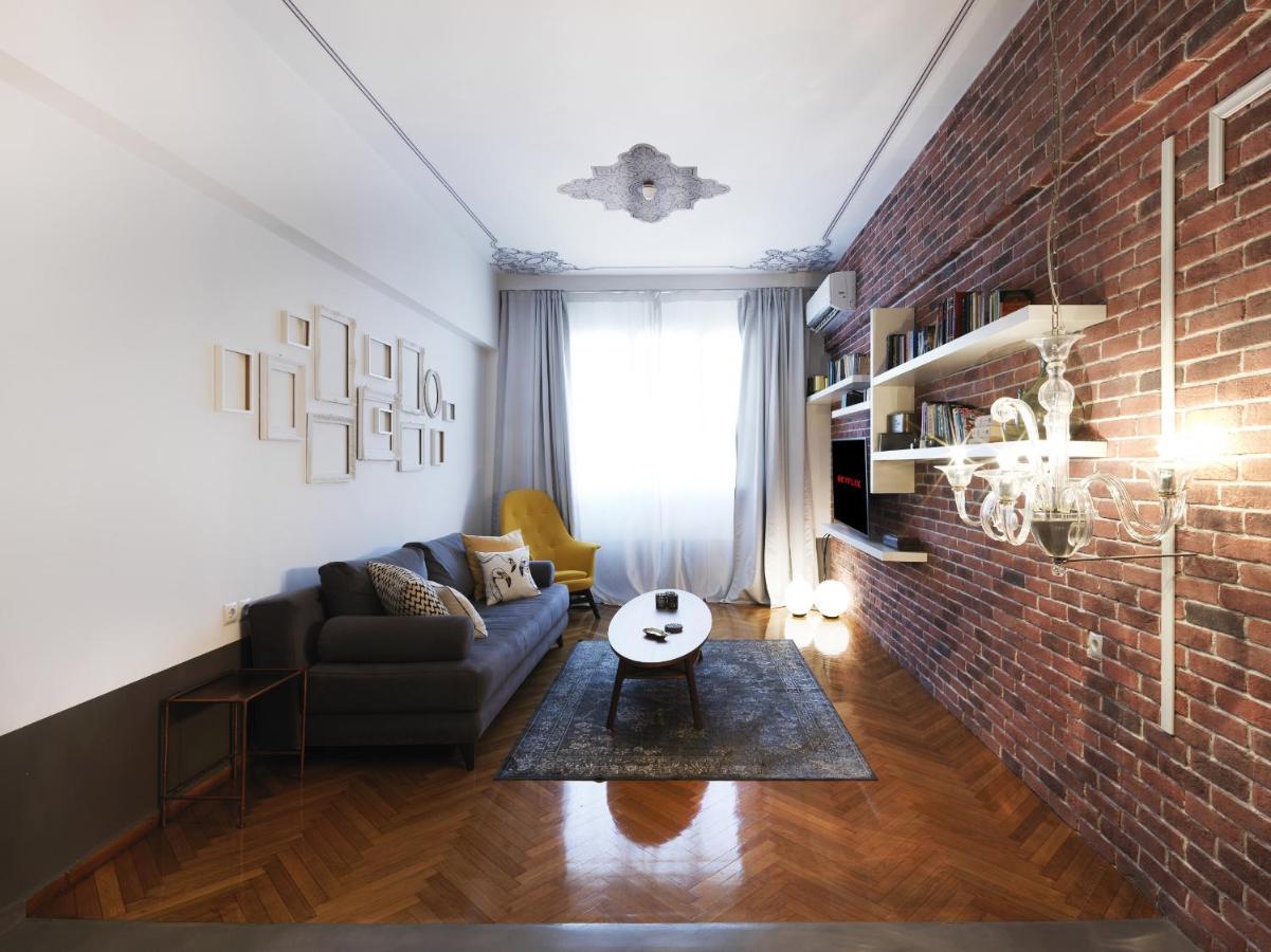 Athenian Apartment In The Center With Jacuzzi Dış mekan fotoğraf